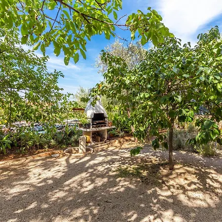 公寓 2 Bedroom Stunning In 普纳特