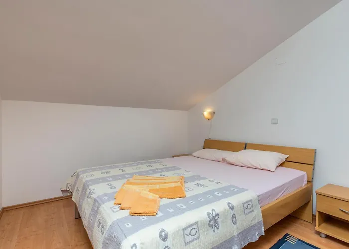 2 Bedroom Stunning In アパート プナト